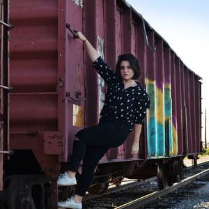 Meet your Posher, Samantha